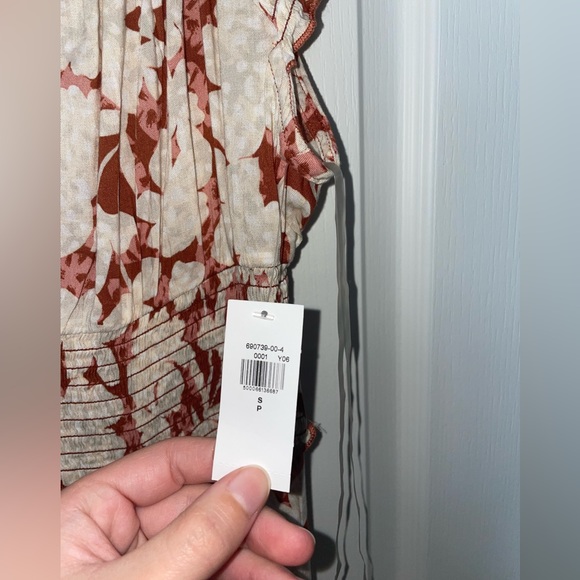 Old Navy Maxi Dress - Picture 2 of 4